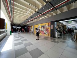 Boon Lay Shopping Centre (D22), Shop House #425736881